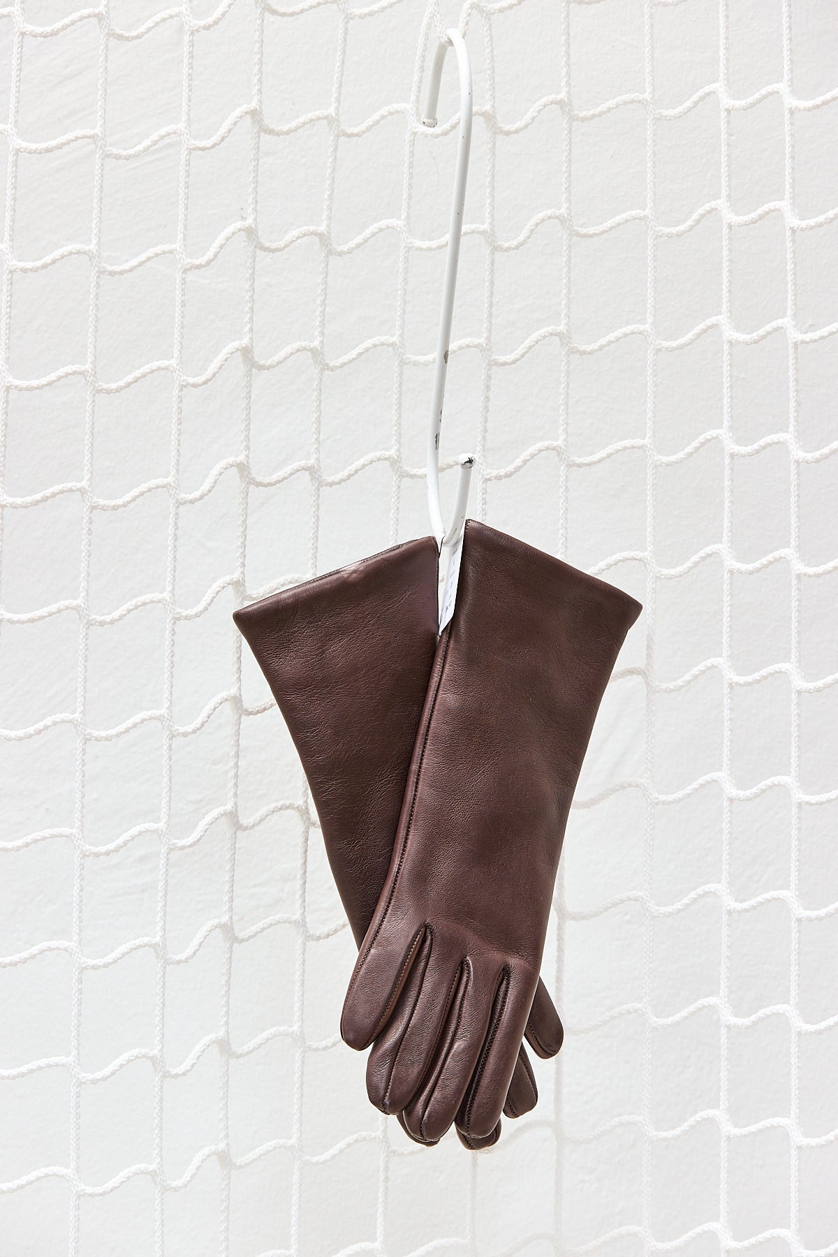 BROWN NAPPA LEATHER GLOVES, SIZE 6