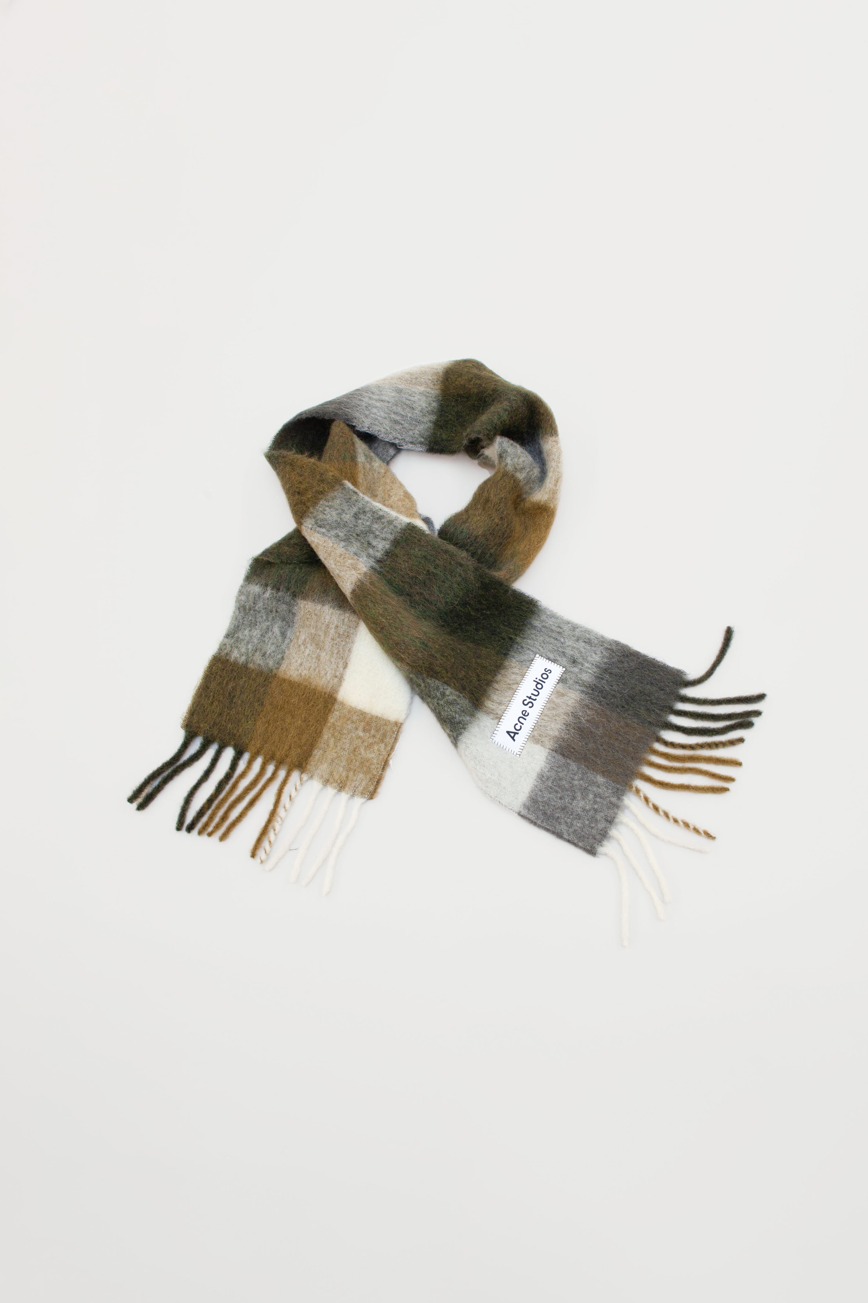 CHECKED SCARF