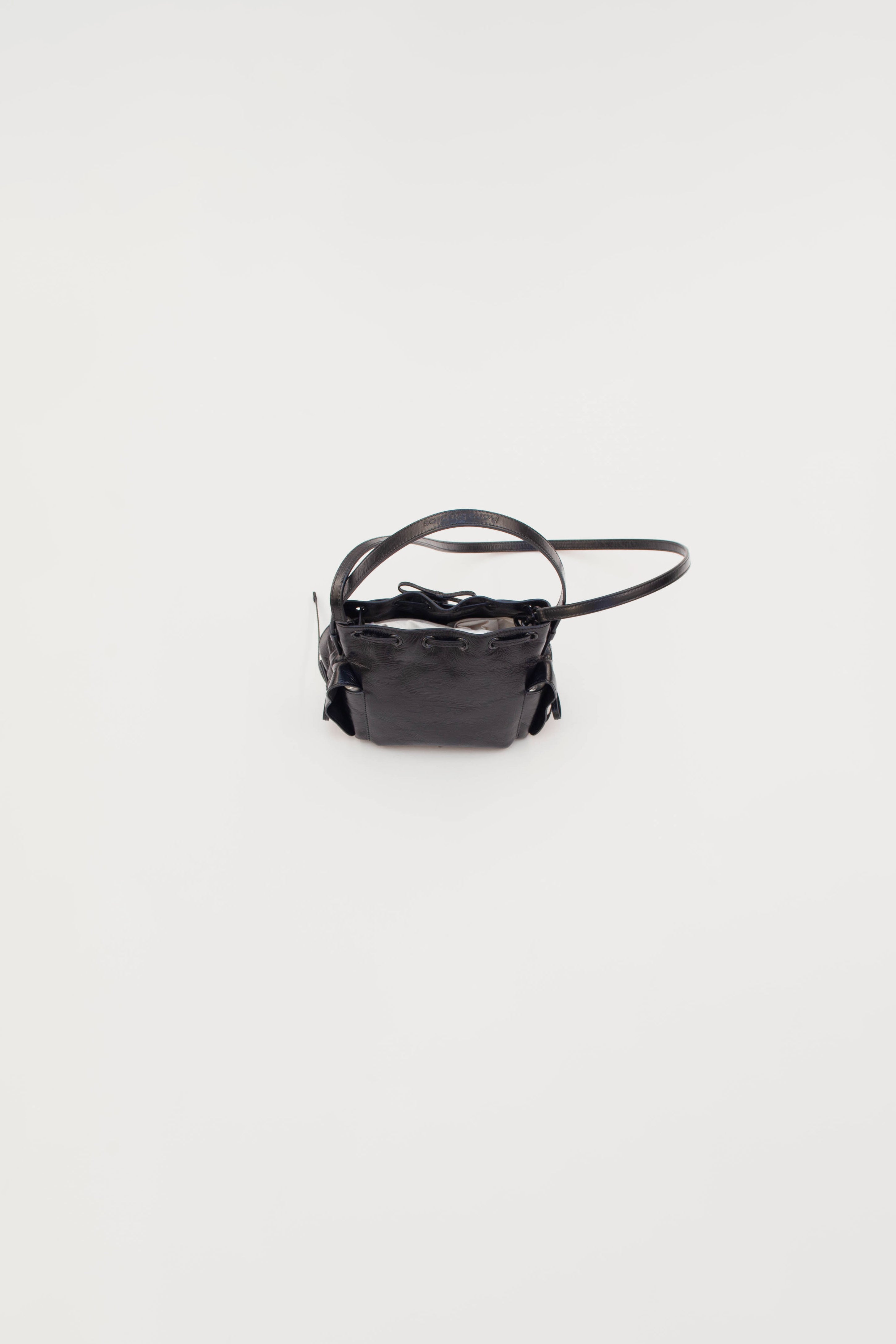 MULTIPOCKET MINI BUCKET LUX