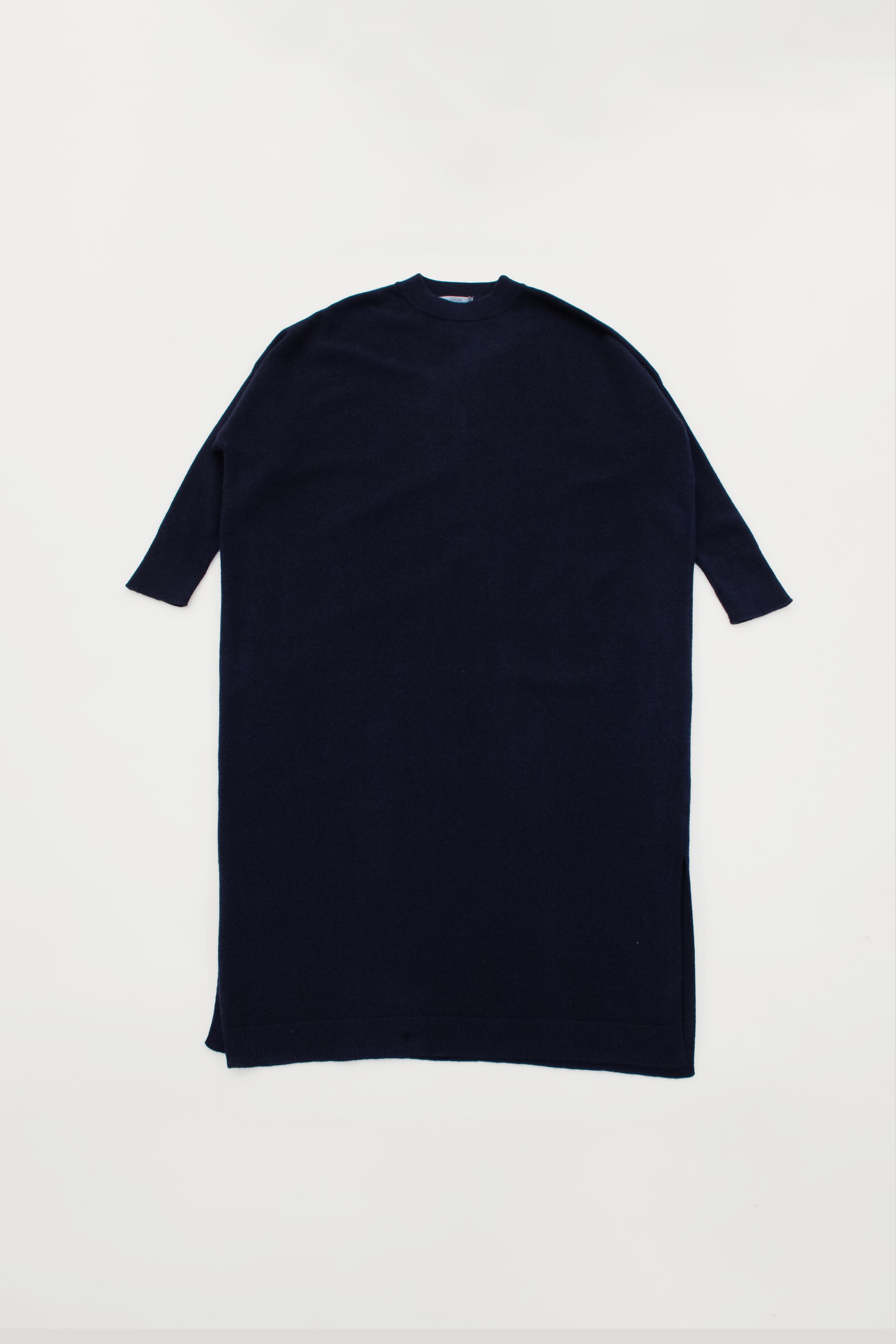 ICONIC CREW NECK KNIT DRESS