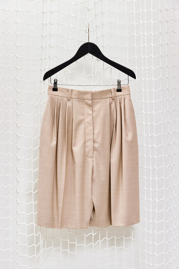 Pleated Beige Bermuda
