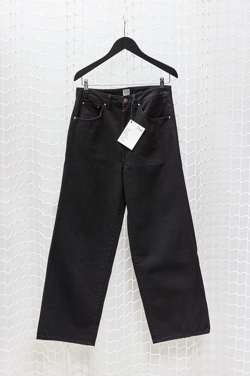 Black Cropped Flare Jean
