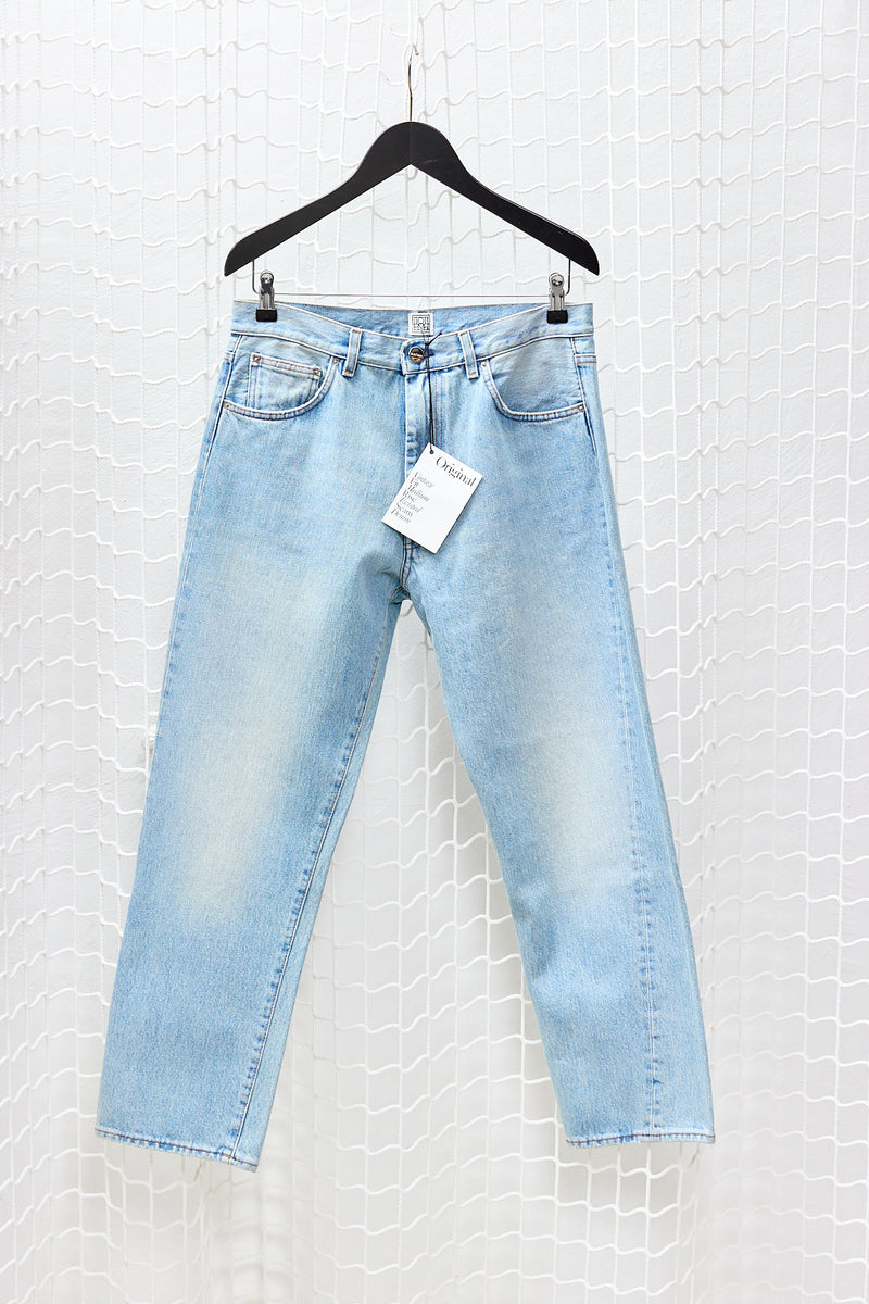 Vintage Light Blue Wash Twisted Jean