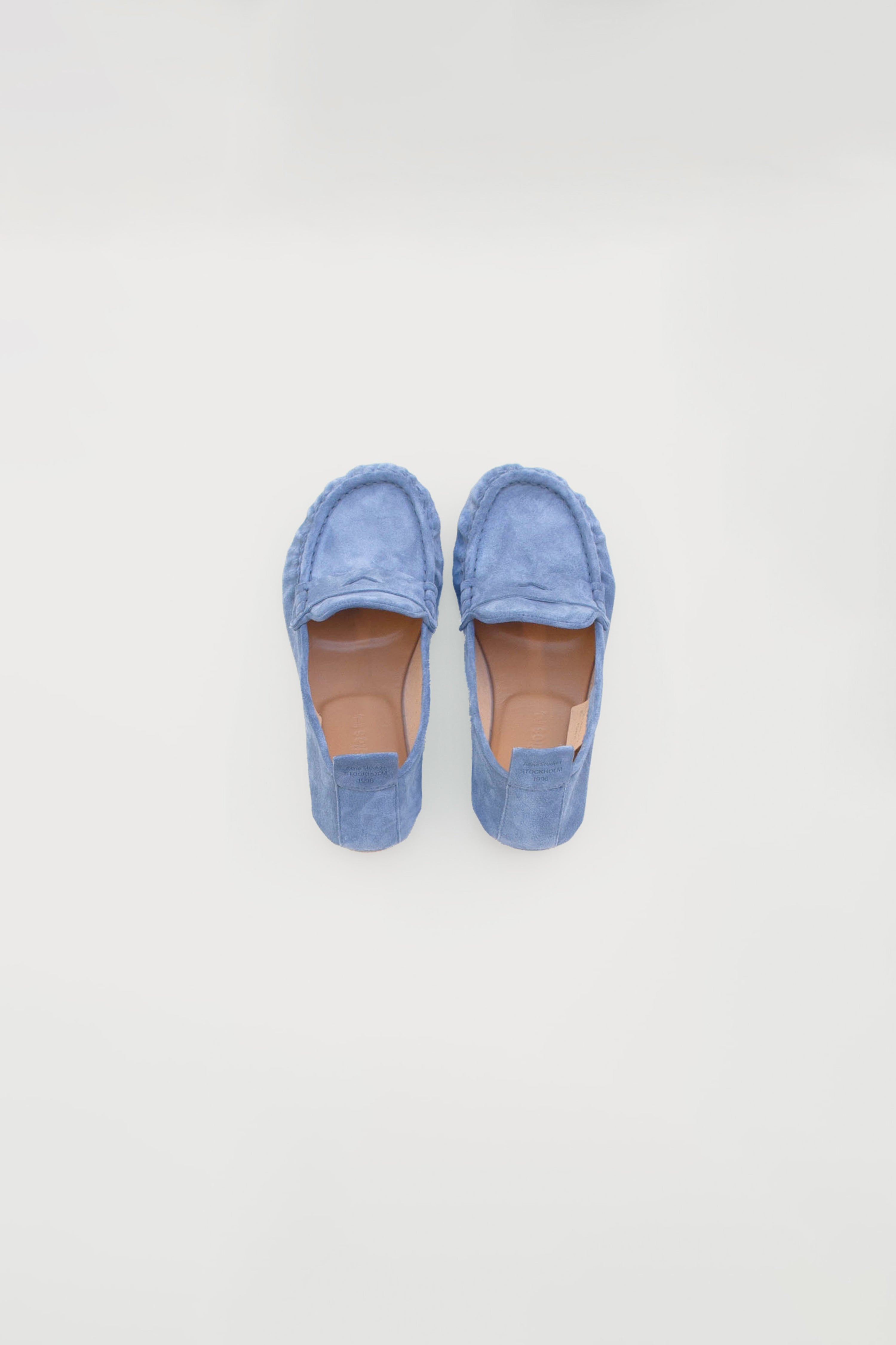 SUEDE LOAFTERS