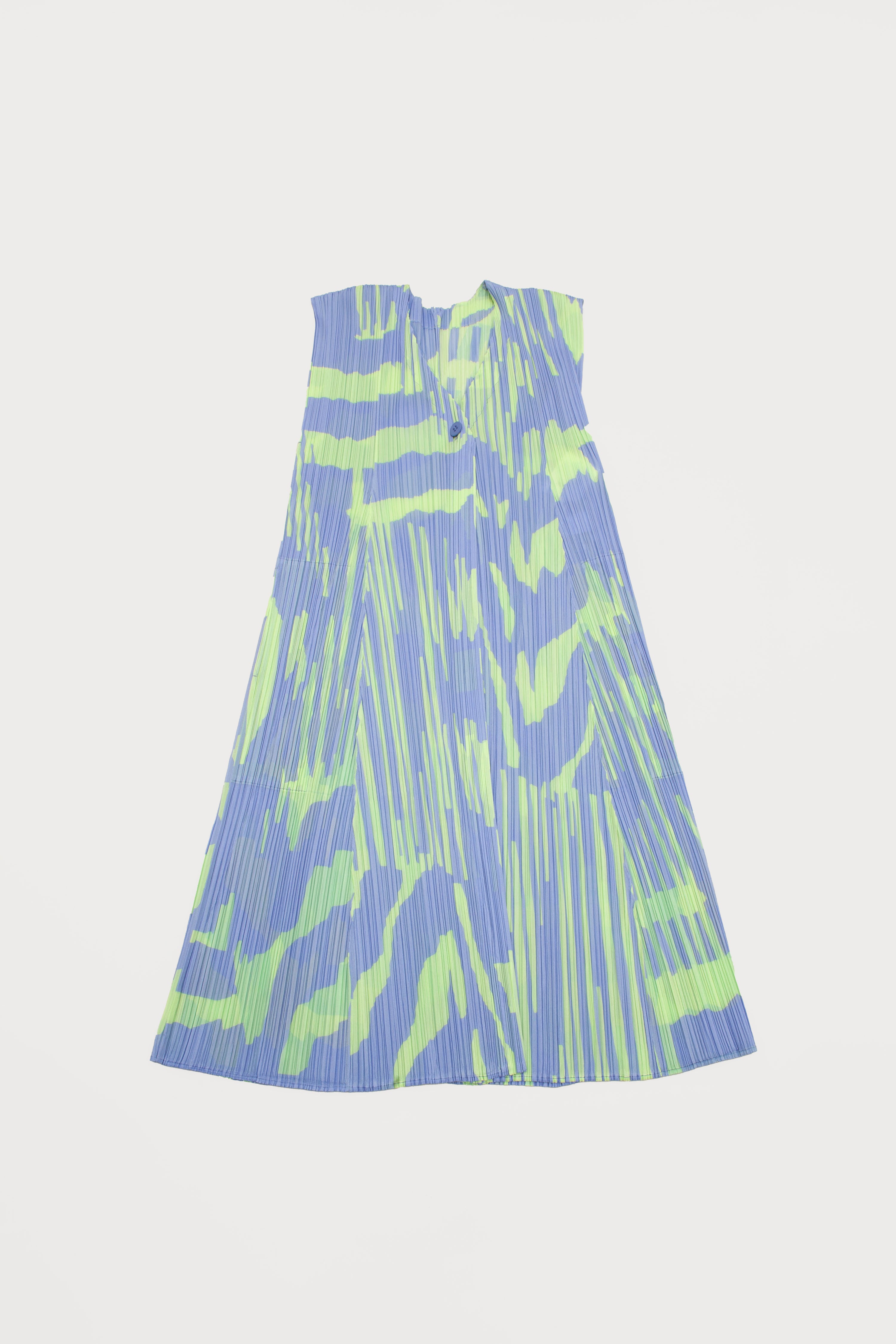 PLEATS PLEASE DRESS