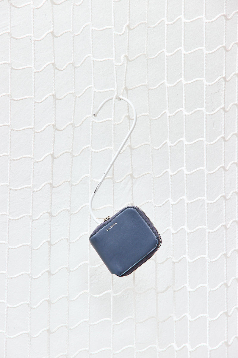 Blue Gray Leather Zipped Cardholder