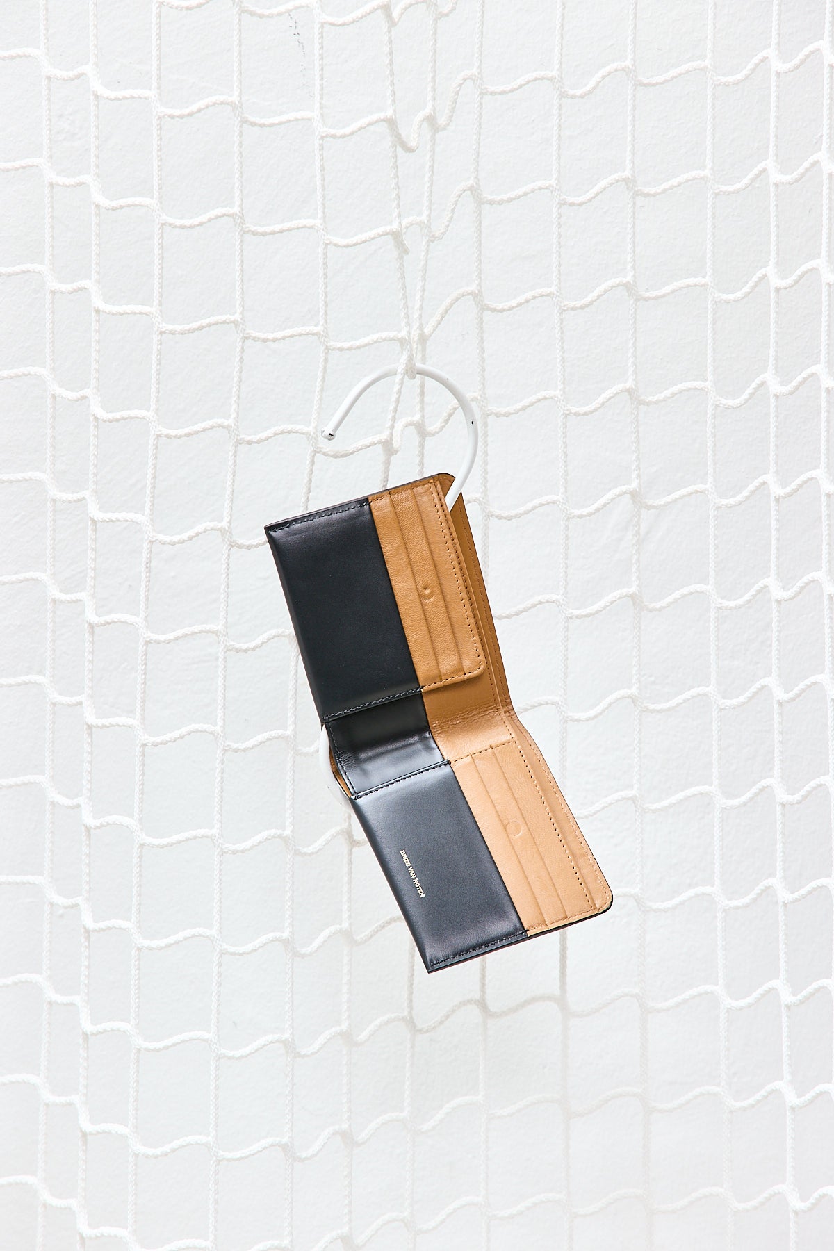 BLACK LEATHER WALLET