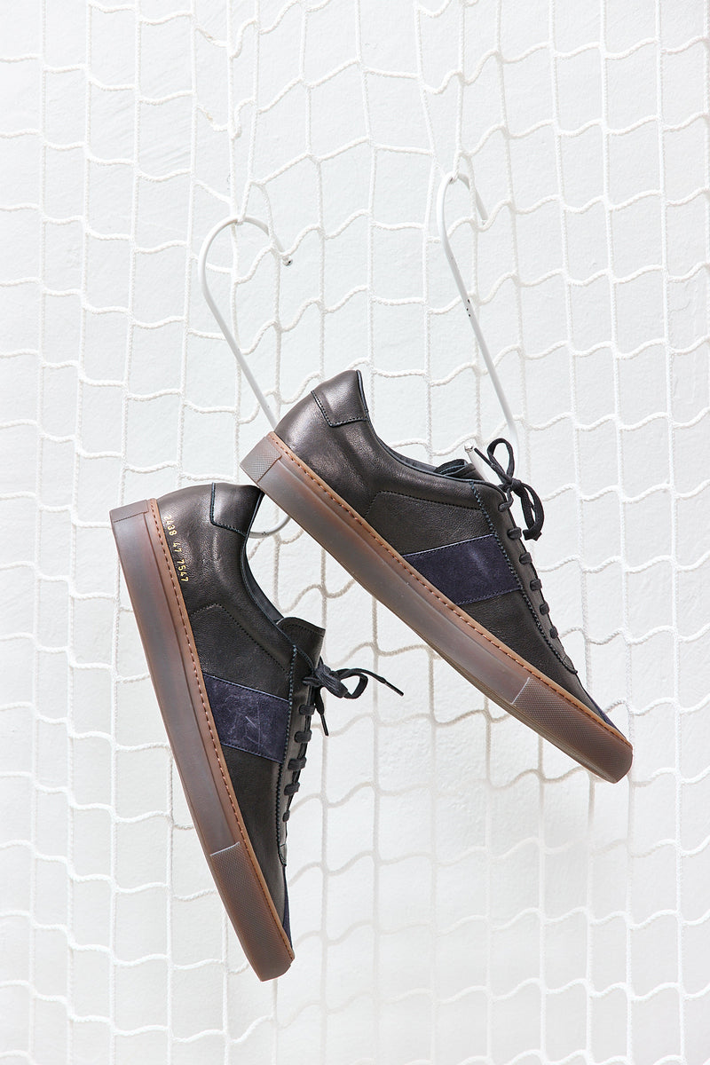 Black Tennis Trainer