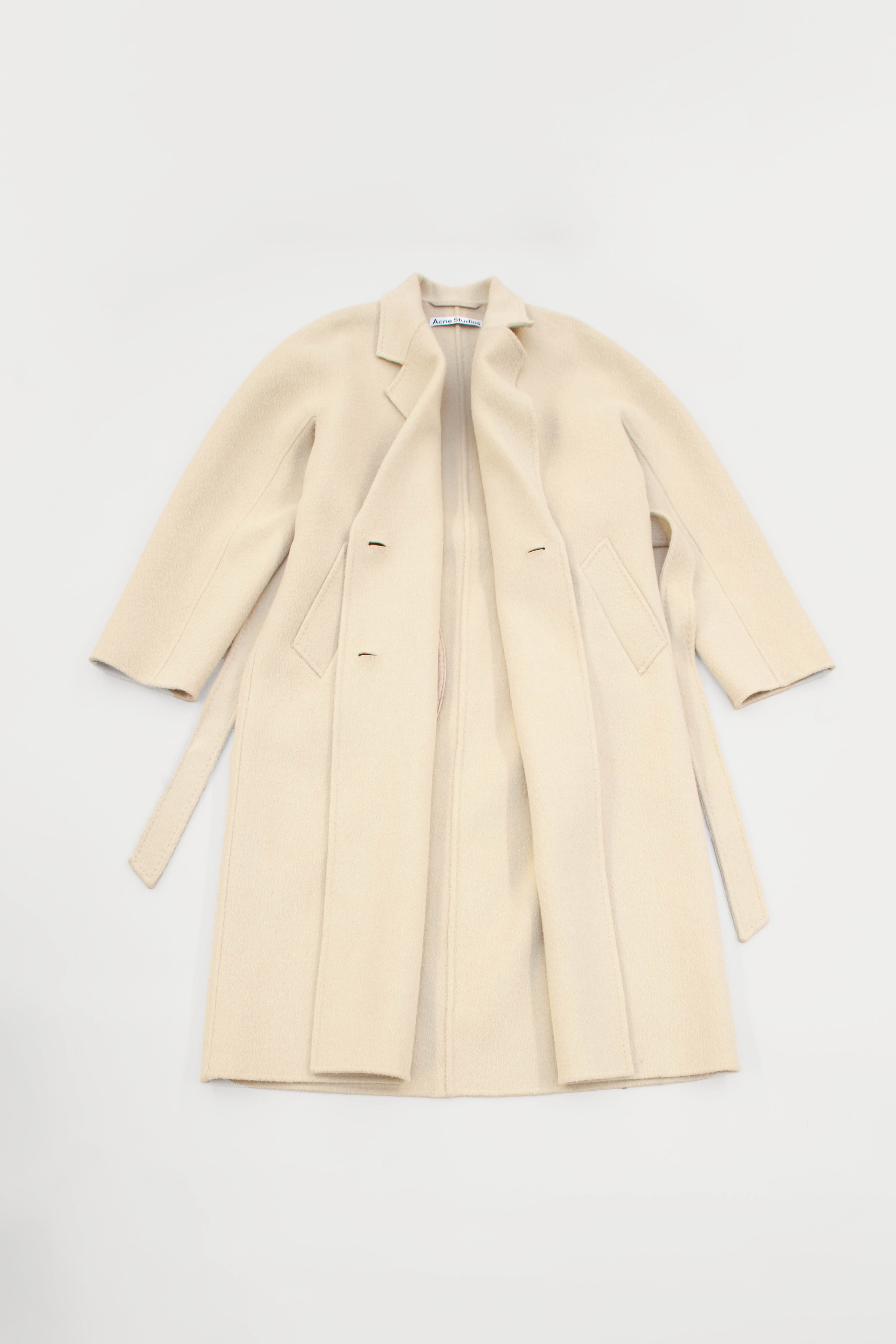 WOOL COAT