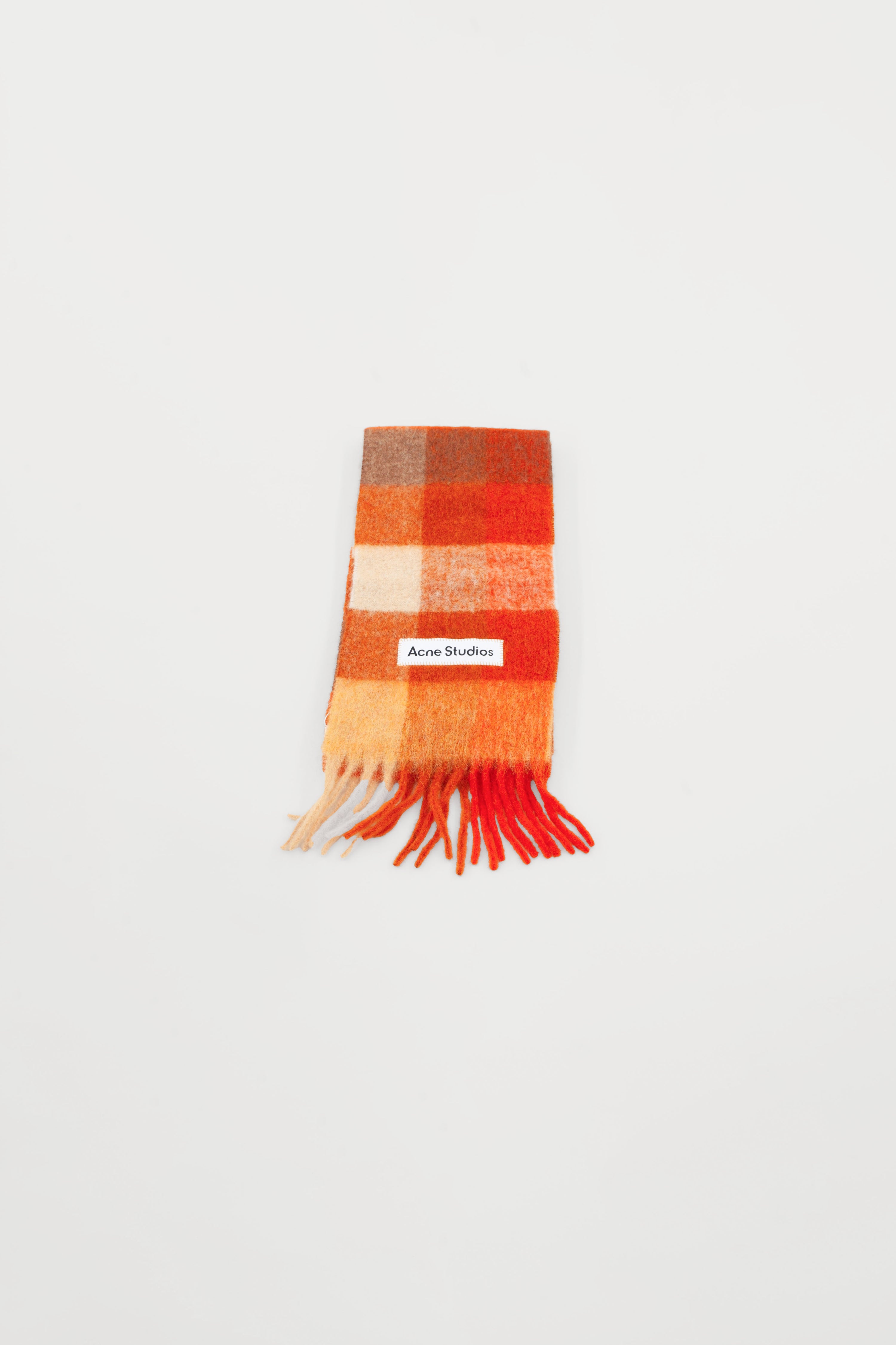 CHECKED SCARF