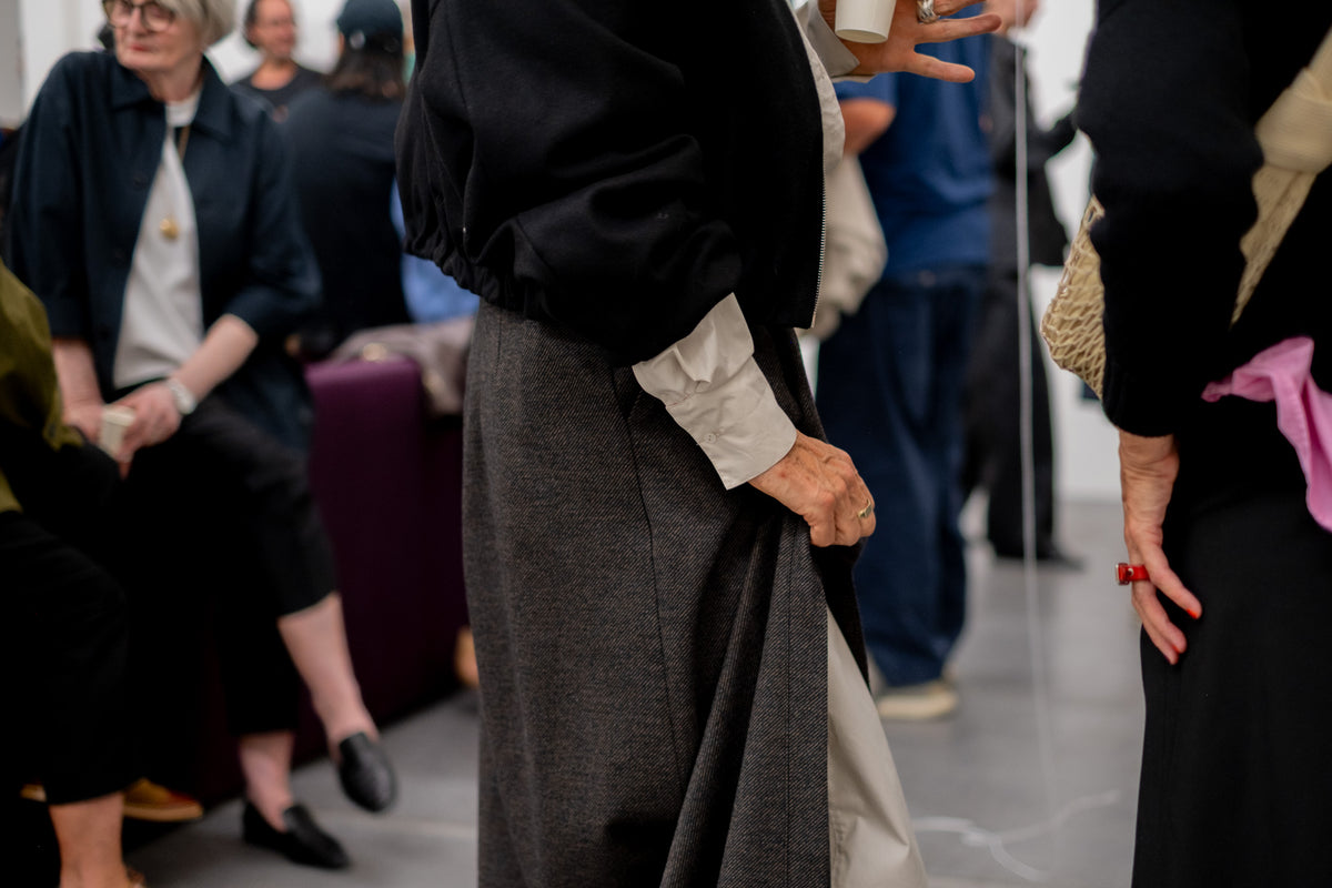 LOOK 2