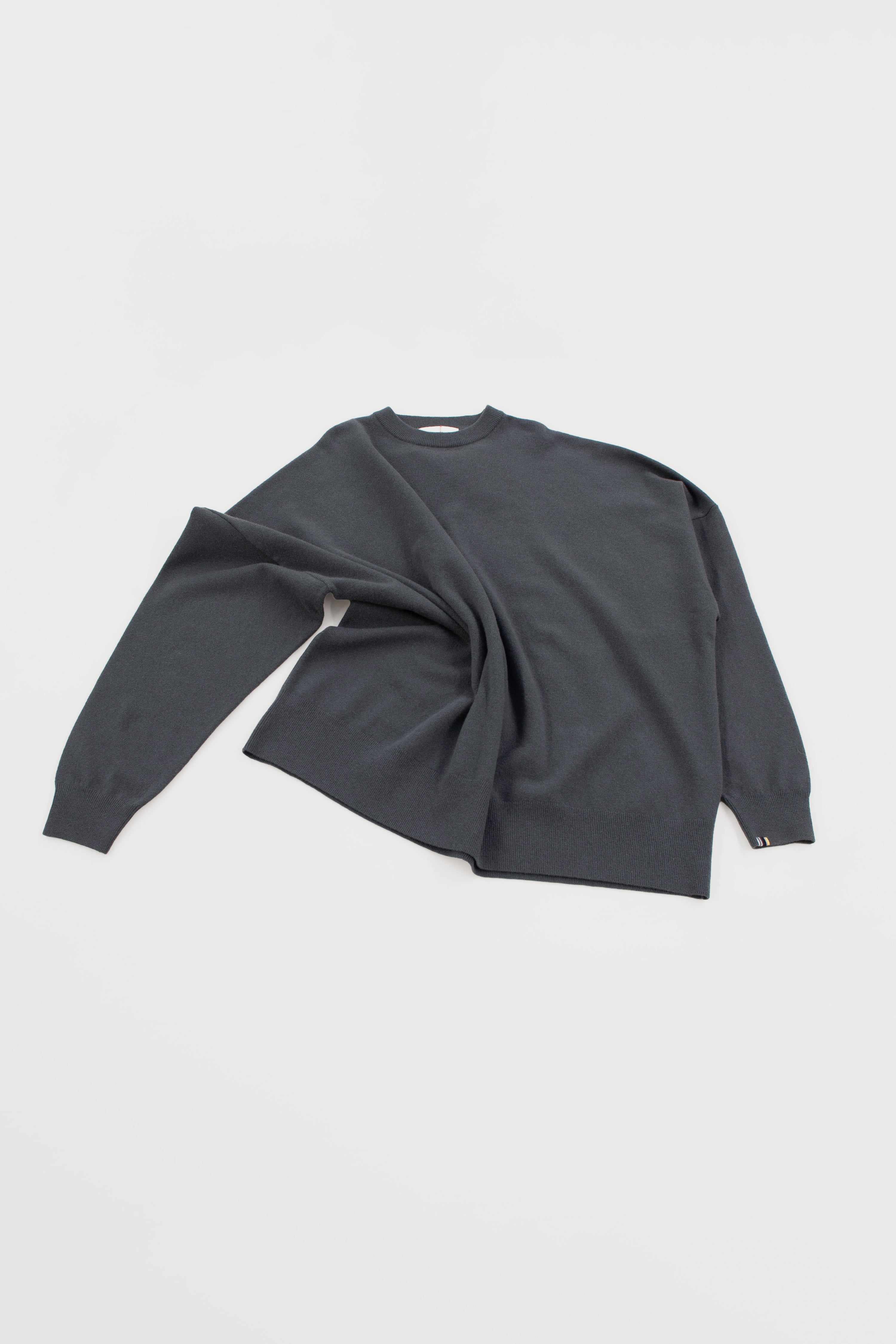 JUNA OVERSIZE SWEATER