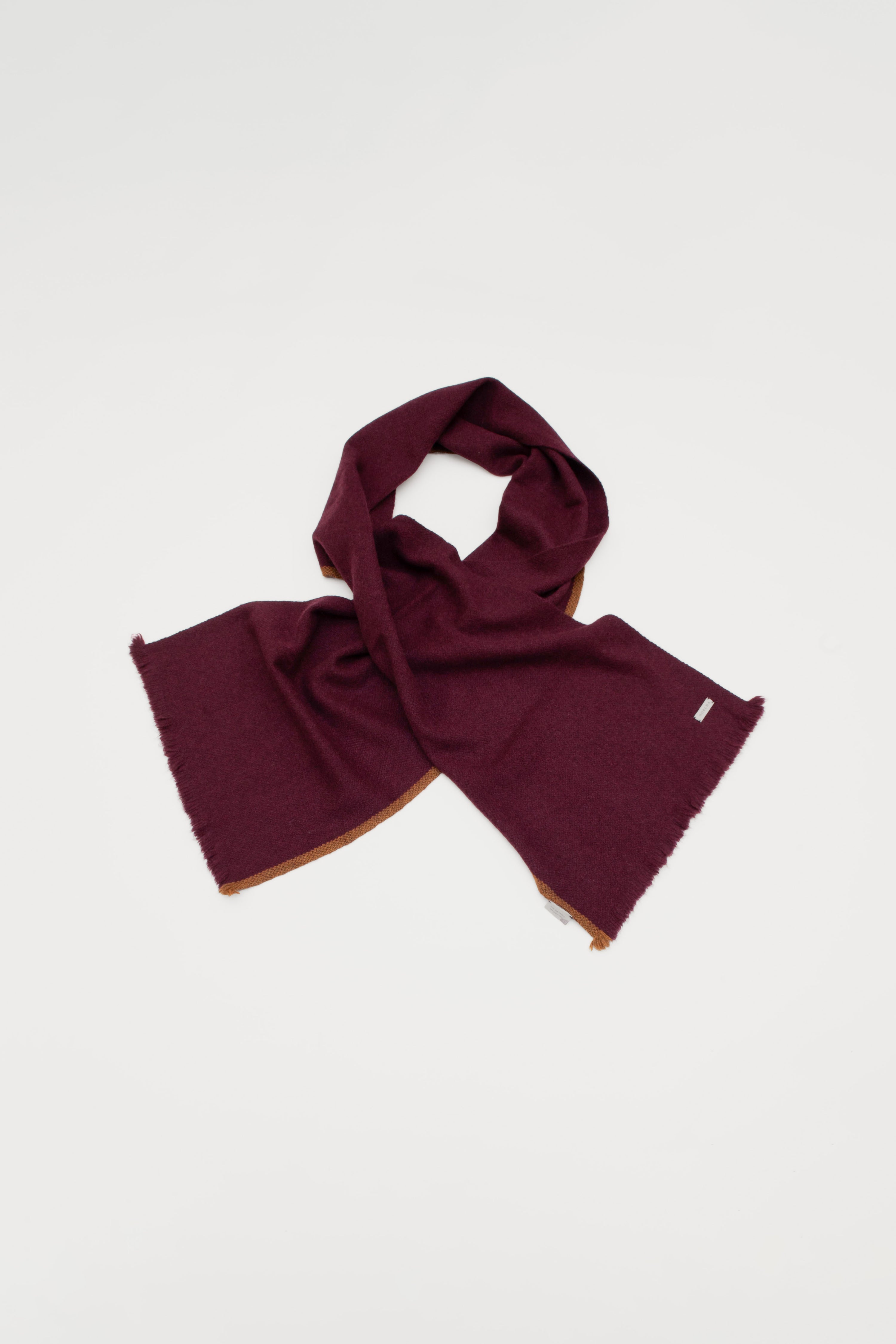 GRAPE CLASSIC SKINNY BRAIDED SCARF