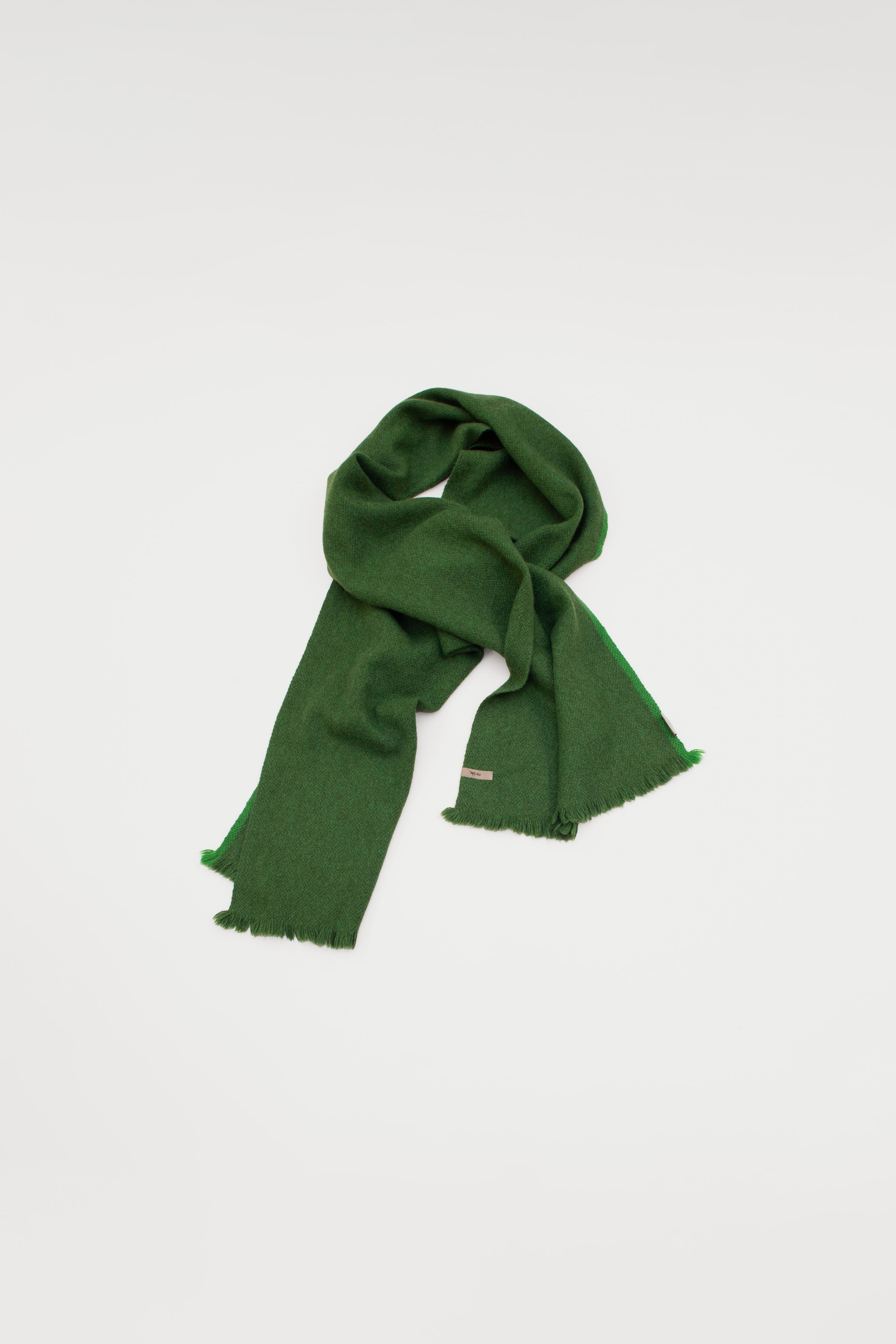 GREEN CLASSIC SKINNY BRAIDED SCARF