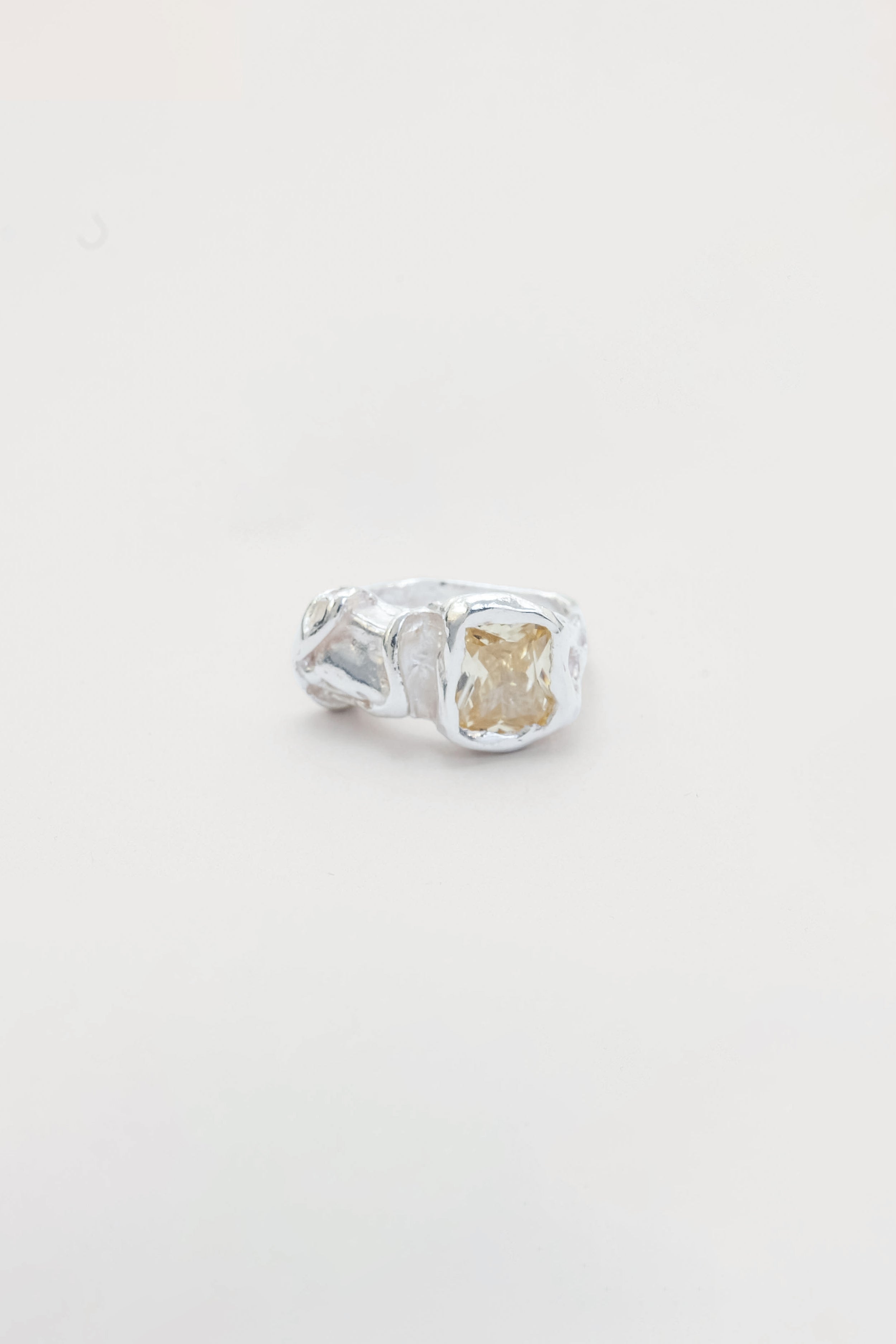 VERA RING YELLOW