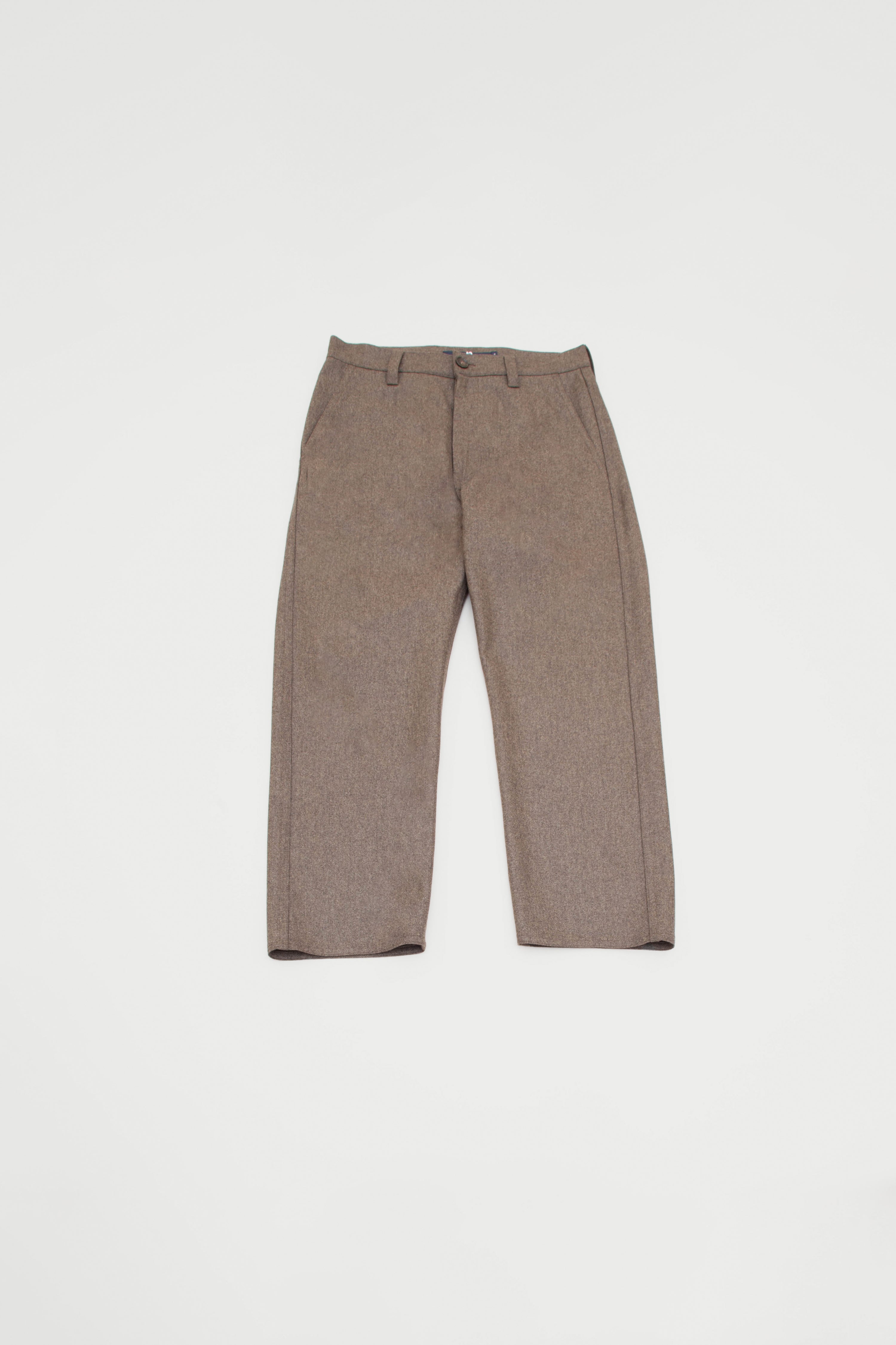 REUGLAR FIT PANTS