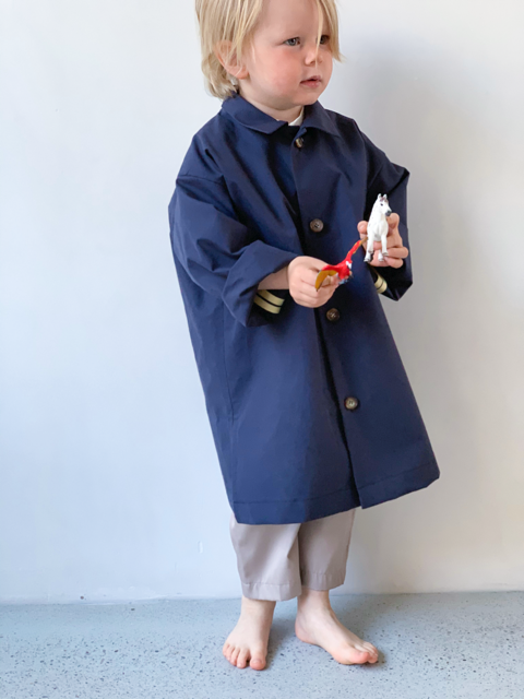 Gwentin Trenchcoat in Navy