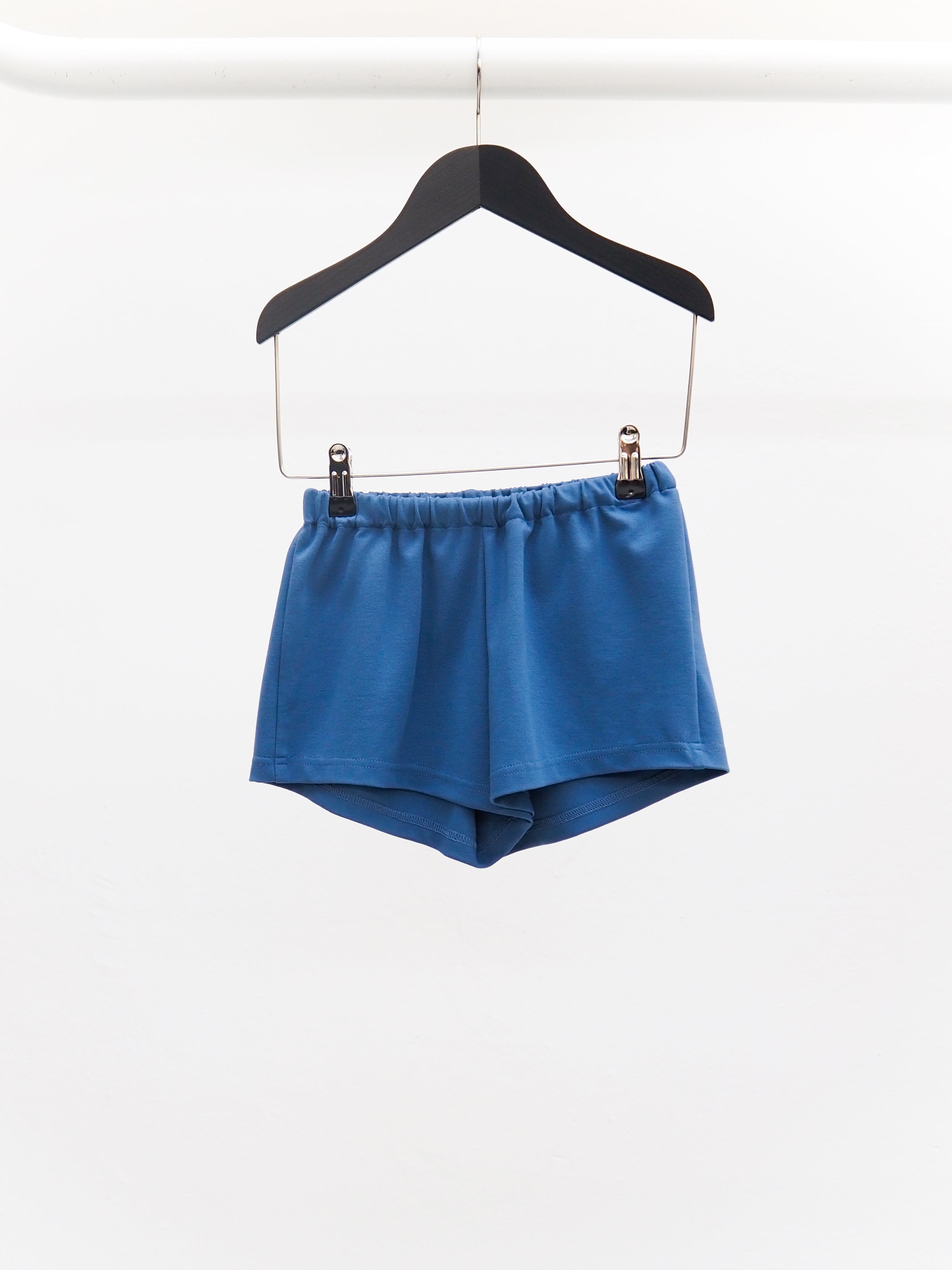Gamei Shorts in Blau